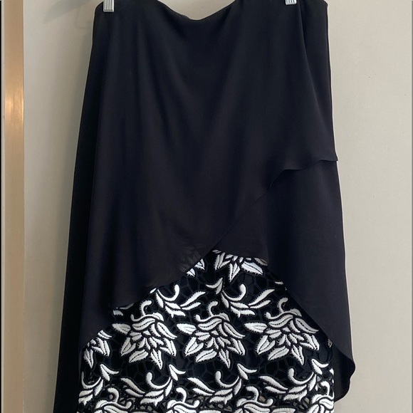 BCBG MaxAzria strapless dress - Picture 2 of 5